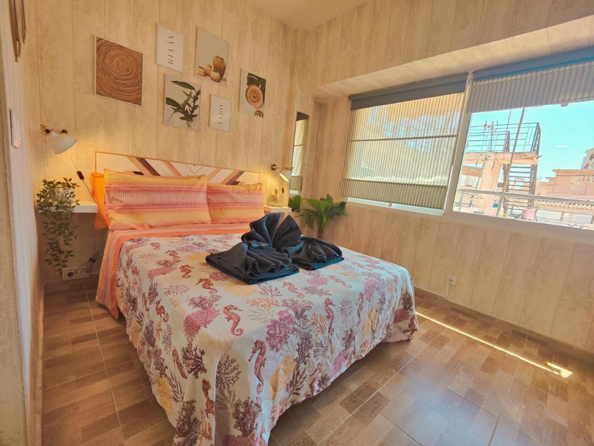 Begona 408 Compact City Center Studio By Namaste Elite ตอร์เรโมลิโนส ภายนอก รูปภาพ